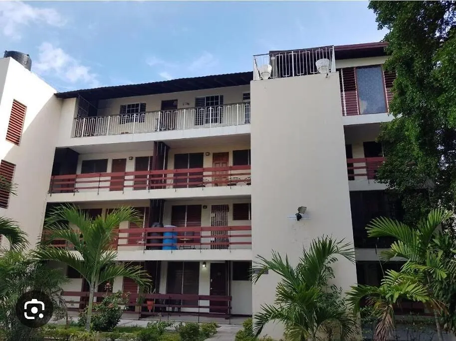 New Kingston Central Location Gated 0*,