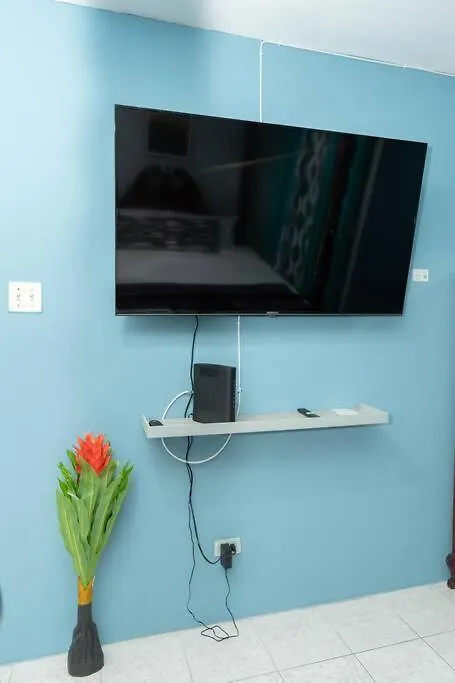 Apartment New Kingston Central Location Gated